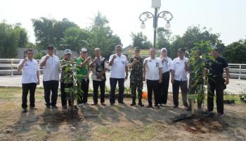  Pembinaan Lingkungan Embung Giwangan Bersama Kodim 0734/Kota Yogyakarta
